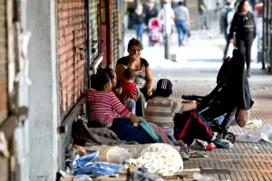 pobreza-buenos-aires-argentina-lqsomos